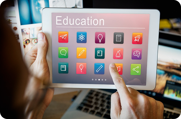 Individual course creators - online education service illustration